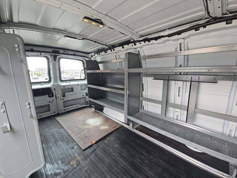 2015 Chevrolet Express 2500