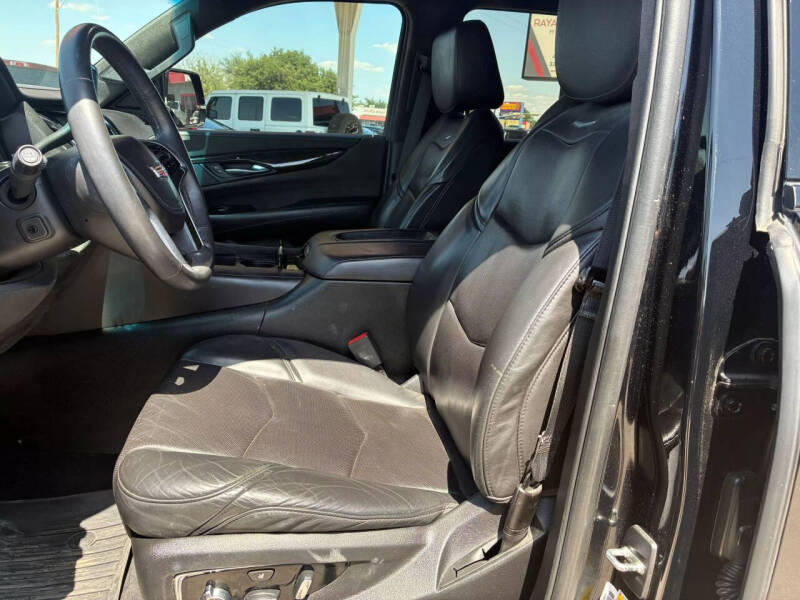 2018 Cadillac Escalade Platinum