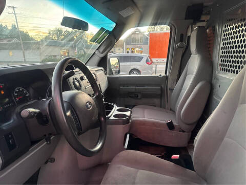 2014 Ford E-Series E-250