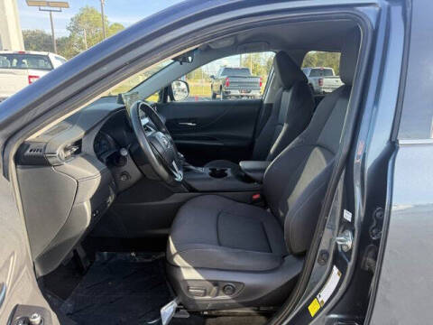 2024 Toyota Venza LE