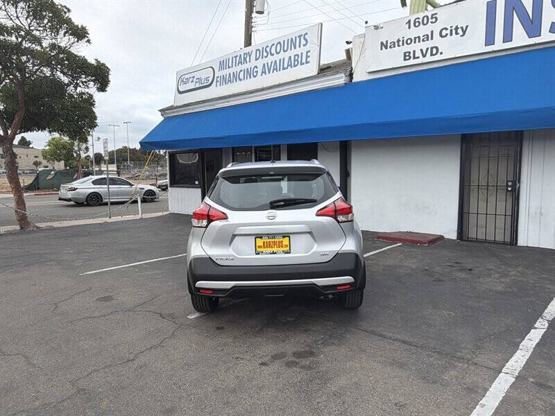 2018 Nissan Kicks SR