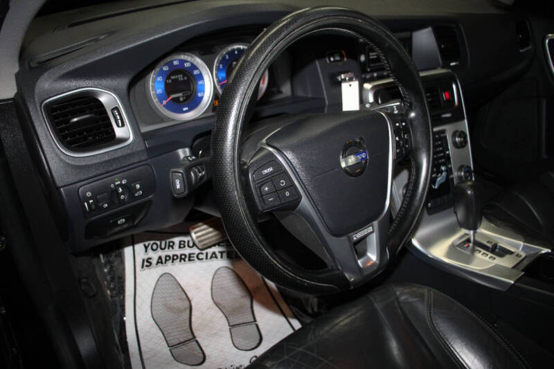 2012 Volvo S60 T6 R-Design