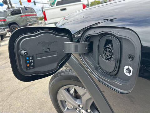 2023 Ford Mustang Mach-E Select