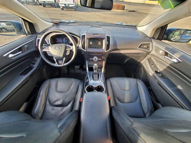 2018 Ford Edge Titanium