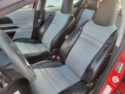 2013 Toyota Prius c Three