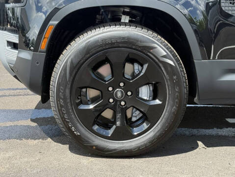 2025 Land Rover Defender 110 P400 S