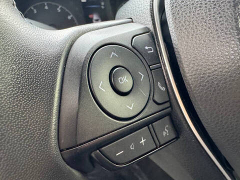 2024 Toyota Corolla Hatchback SE