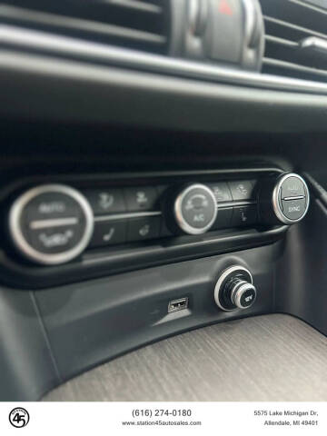 2023 Alfa Romeo Stelvio