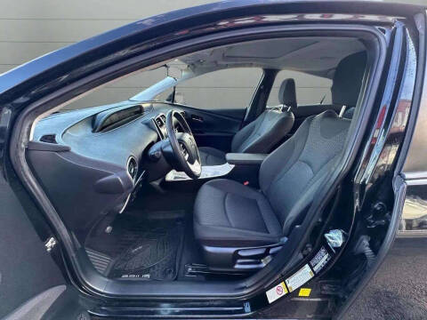 2016 Toyota Prius Three