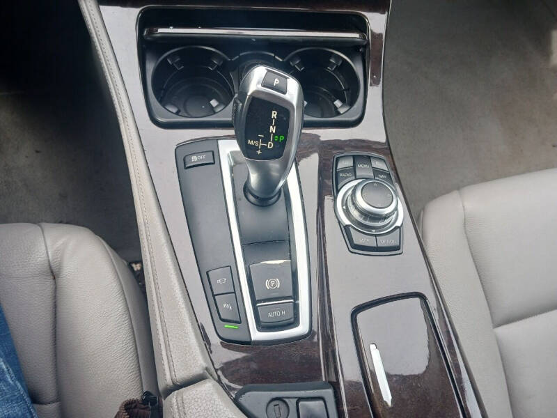 2011 BMW 5 Series 535i