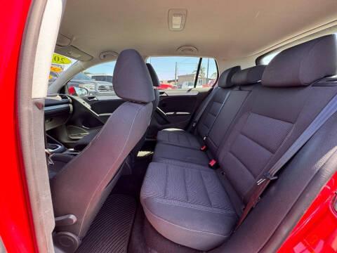 2011 Volkswagen Golf 2.5L