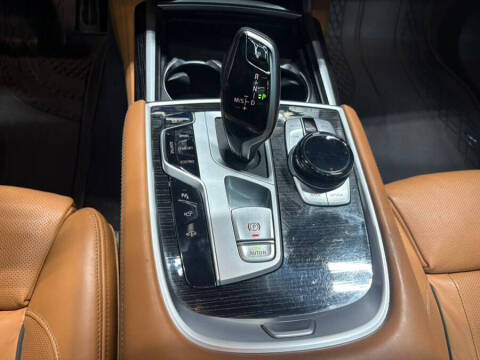 2022 BMW 7 Series 750i xDrive