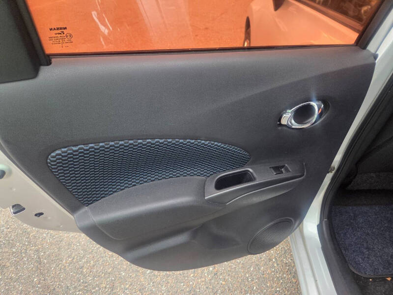 2015 Nissan Versa Note SV