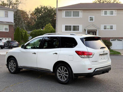 2013 Nissan Pathfinder SL