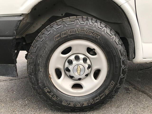 2024 Chevrolet Express 2500