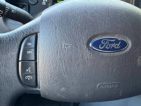 2014 Ford E-Series E-150 XLT