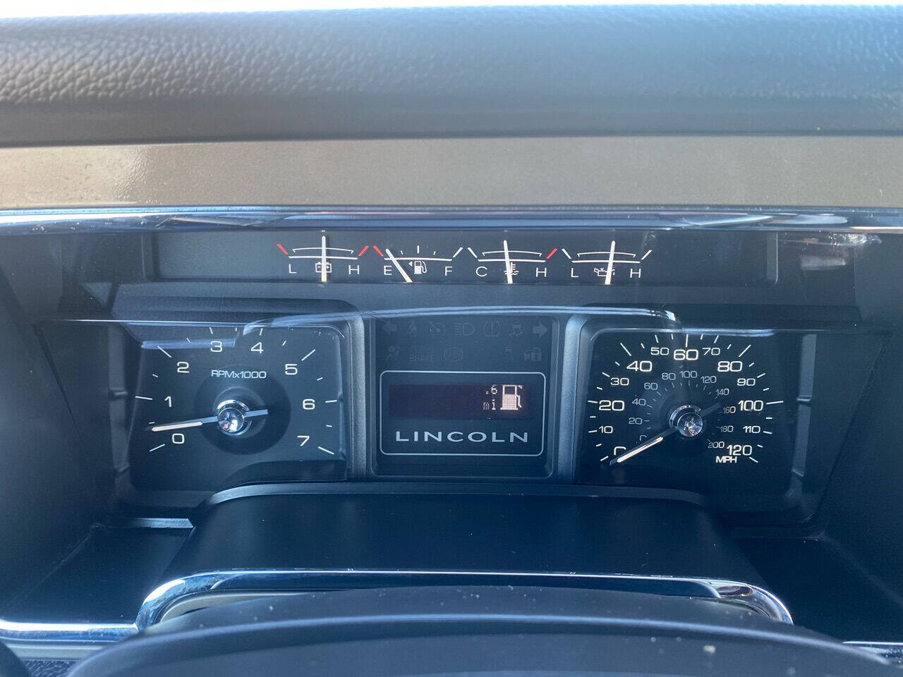 Black 2012 Lincoln Navigator Base 4x4 Base 4dr SUV 12