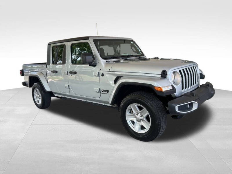 Used 2023 Jeep Gladiator Sport S with VIN 1C6HJTAG0PL528604 for sale in Davie, FL