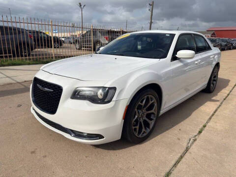 2017 Chrysler 300 S