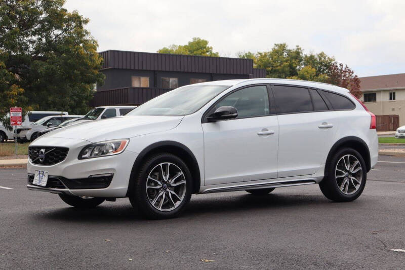2018 Volvo V60 Cross Country T5 Premier