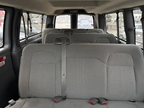 2017 Chevrolet Express LT 3500