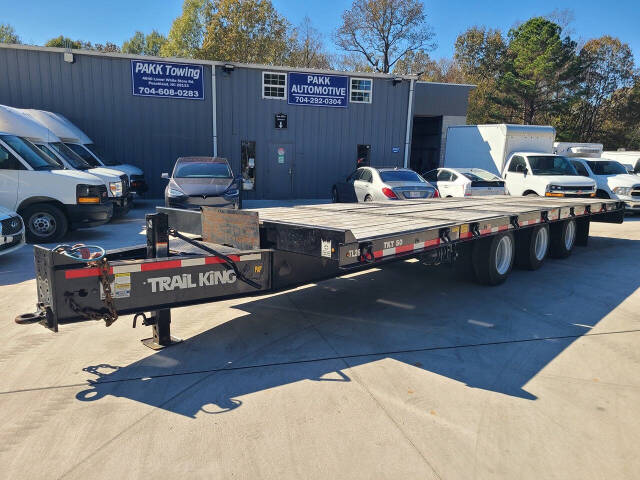 TRAIL KING TKT50 LP EQUIPMENT TRAILER Image