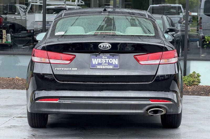 2017 Kia Optima LX