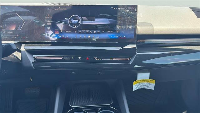 2025 BMW 5 Series 530i xDrive