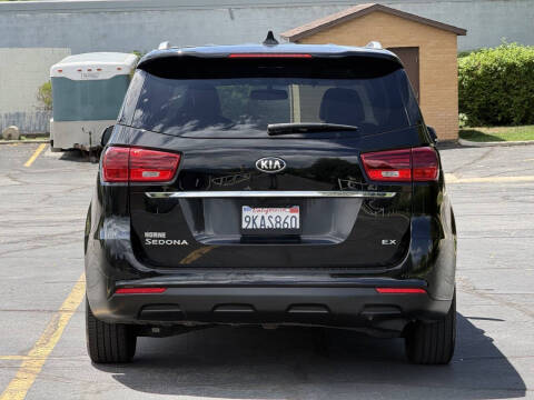 2020 Kia Sedona EX