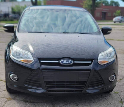 2014 Ford Focus for sale at Square Business Automotive in Milwaukee WI