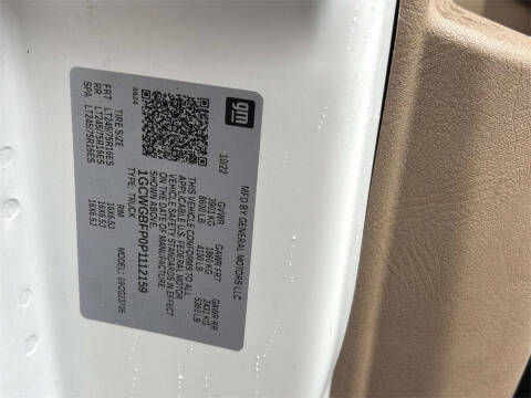 2023 Chevrolet Express 2500