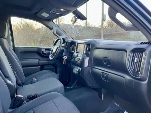 2020 Chevrolet Silverado 1500 Custom