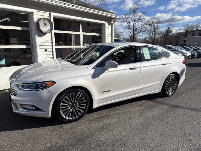 2017 Ford Fusion Hybrid Titanium's photo