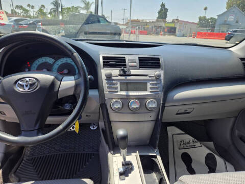 2010 Toyota Camry SE V6