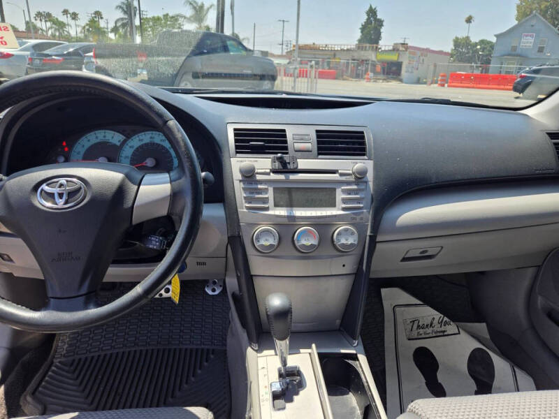 2010 Toyota Camry SE V6