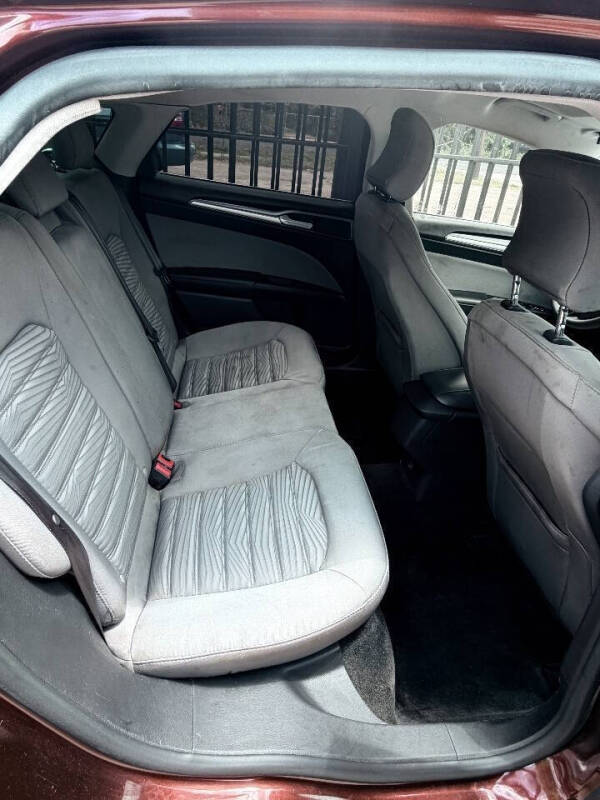 2016 Ford Fusion S
