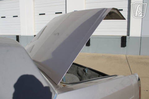 1987 Cadillac Brougham