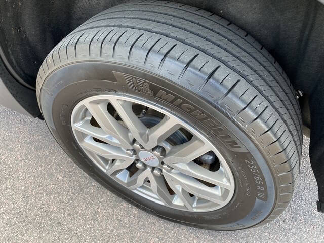 2018 GMC Acadia SLE-2