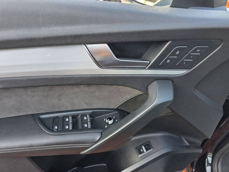 2018 Audi SQ5 3.0T quattro Premium Plus