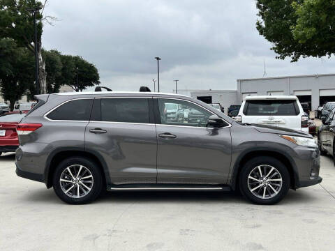 2017 Toyota Highlander XLE