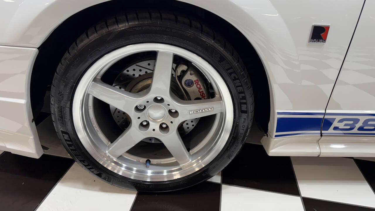 2003 Ford Mustang 17