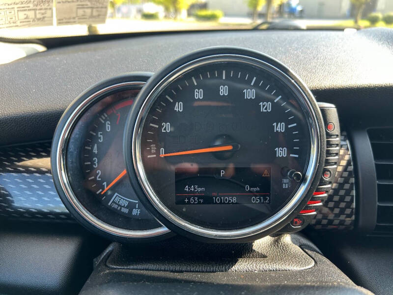 2015 MINI Hardtop 4 Door Cooper S