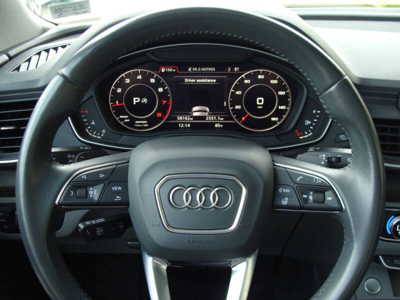 2020 Audi Q5 quattro Premium Plus 45 TFSI