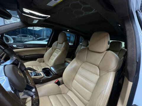 2016 Porsche Cayenne Turbo