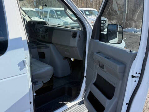 2014 Ford E-Series E-350 SD XL
