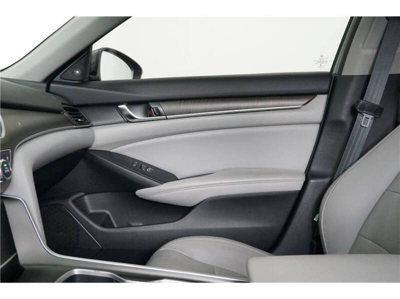 2018 Honda Accord Hybrid Touring