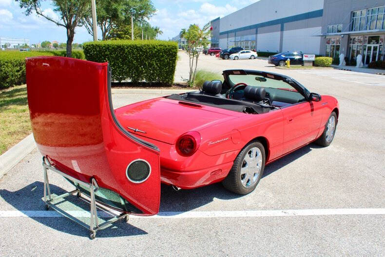 2002 Ford Thunderbird Deluxe