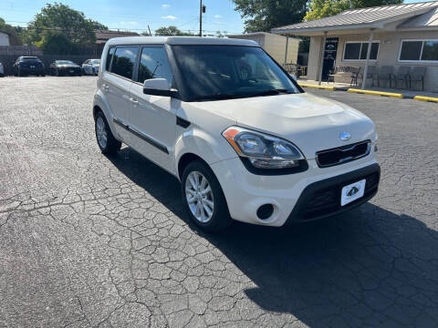 2013 Kia Soul +