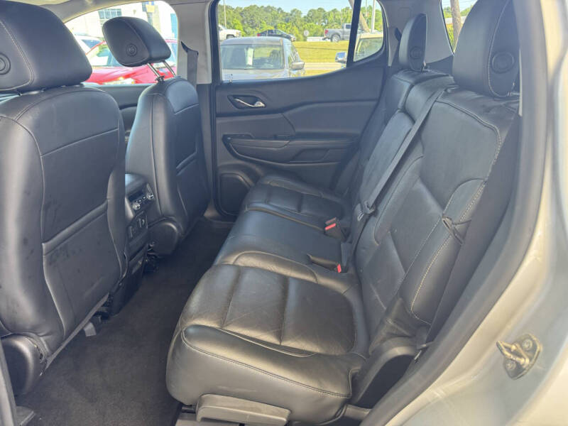 2017 GMC Acadia SLT-1