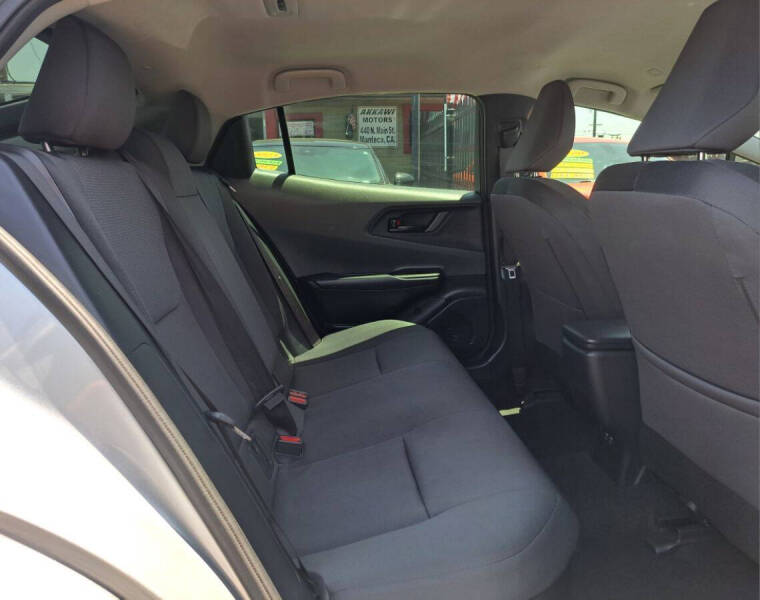 2024 Toyota Prius LE